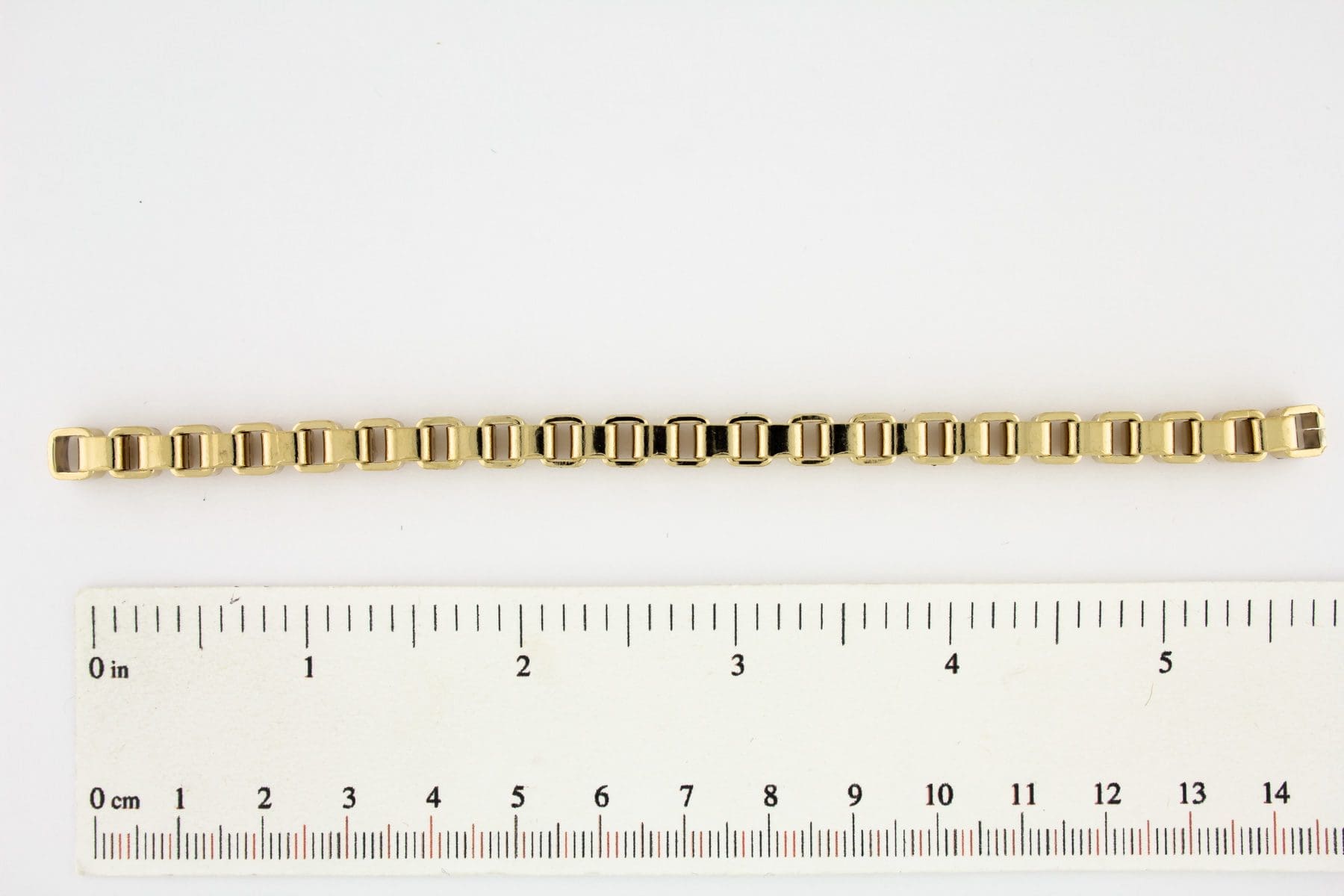 Box-16 Chain